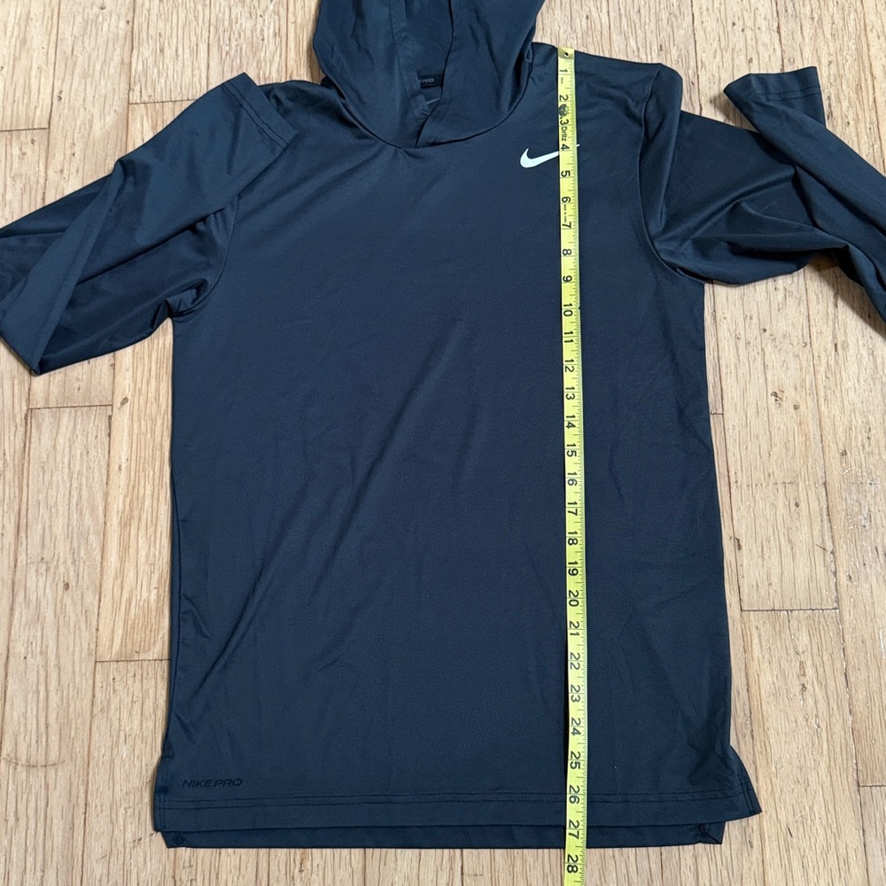 Nike Pro Men's Dri-FIT Hyper Dry Light Training Hoodie - Picture 9 of 10